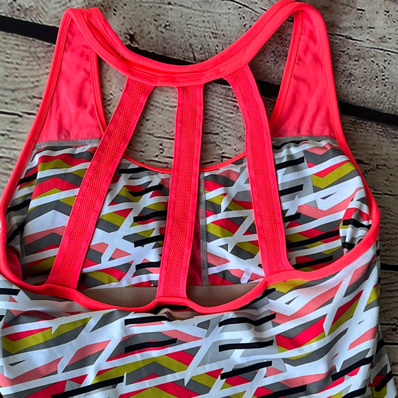 Fabletics Women's Pink Athletic Active Color Blocked Sleeveless Tank Size Large - Picture 7 of 8